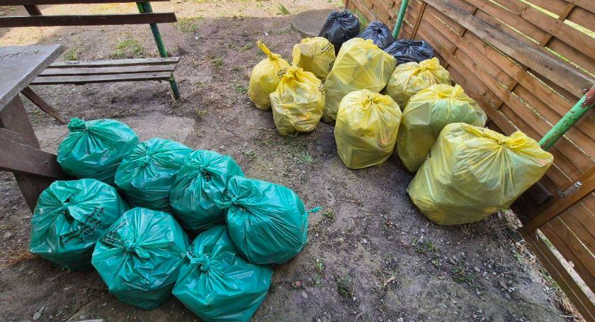 Trwa wielkie sprzątanie w gminie Sabnie