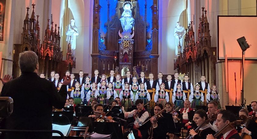Genialne „Mazowsze” wystąpiło w sokołowskiej konkatedrze