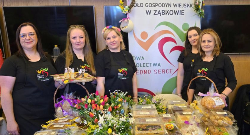 Sokołów Podlaski. Wielkanocny jarmark w Palmową Niedzielę...