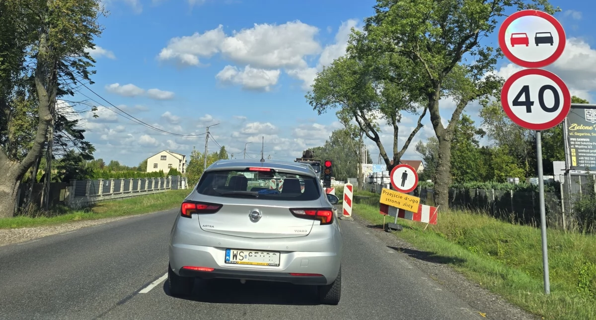 Inwestycje, budowa ronda Siedleckiej wprowadzono wahadłowy - zdjęcie, fotografia