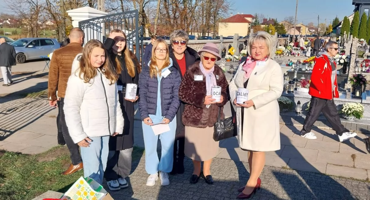 To była rekordowa kwesta na cmentarzu w Sterdyni