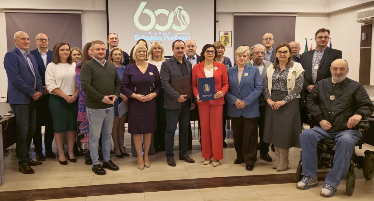 Sprawy urzędowe, Miasto Sokołów Podlaski pomoże uporządkowaniu polskiego cmentarza Szumsku - zdjęcie, fotografia