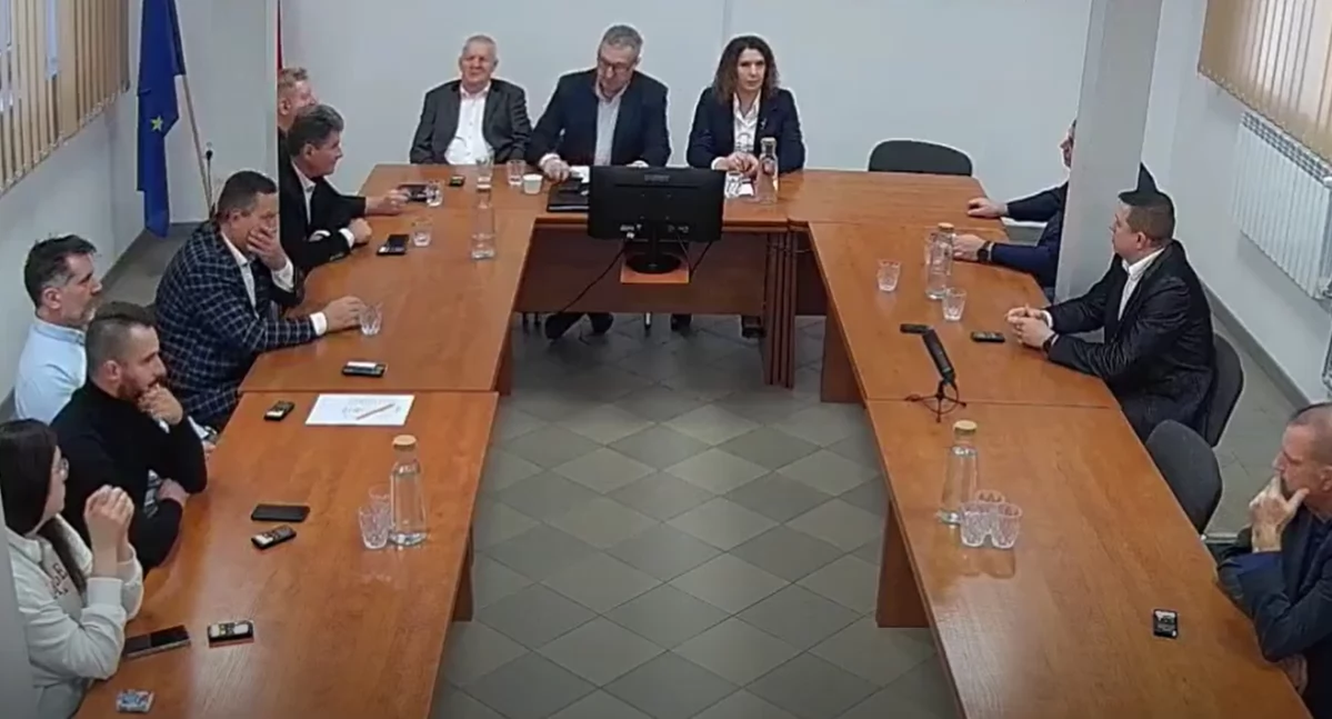 Edukacja, Gmina Sabnie przyszłym zlikwidować przedszkola - zdjęcie, fotografia