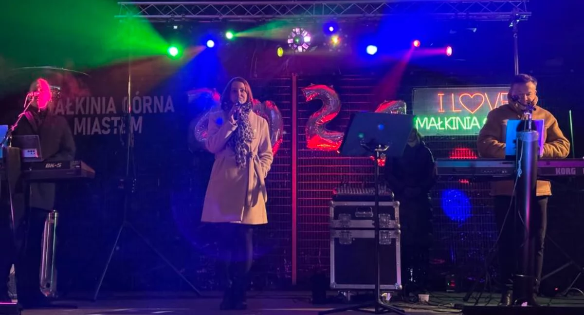 Sprawy urzędowe, sąsiedzi mieli powód świętowania! Małkinia Górna stała miastem - zdjęcie, fotografia