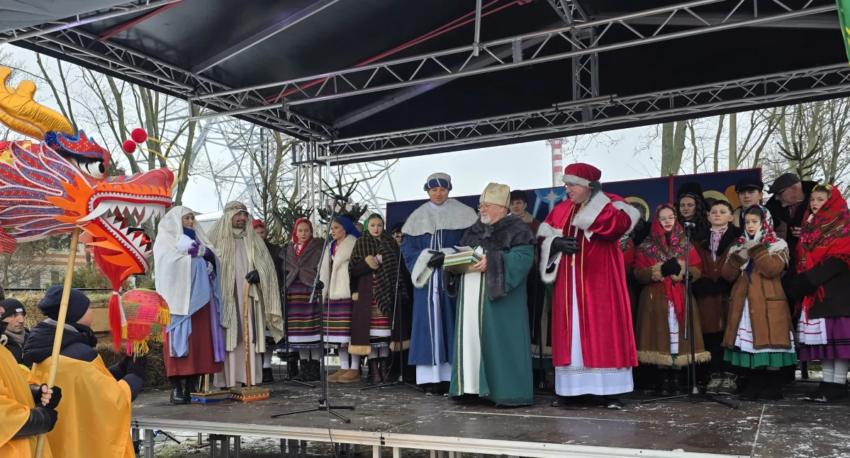 Święta i obchody, Orszak Trzech Króli przeszedł ulicami Sokołowa Podlaskiego - zdjęcie, fotografia