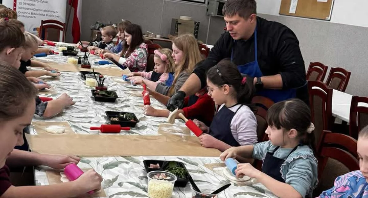 Imprezy, Kreatywne ferie pizzą bibliotece Bielanach - zdjęcie, fotografia