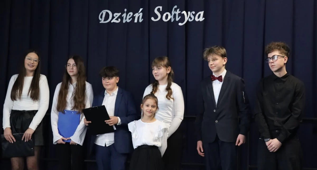 Sprawy urzędowe, świętowali Dzień Sołtysa - zdjęcie, fotografia