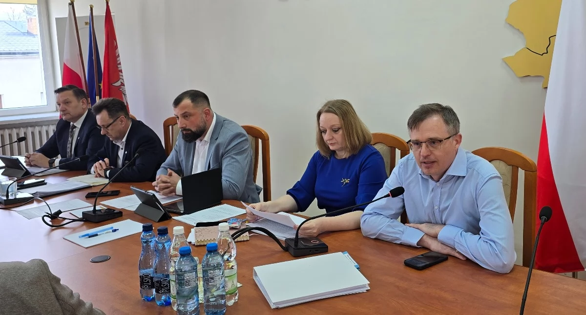 Ochrona zdrowia, Gorąco wokół szpitala Komisji Zdrowia Dyrektor pojawił sytuacja finansowa tragiczna - zdjęcie, fotografia