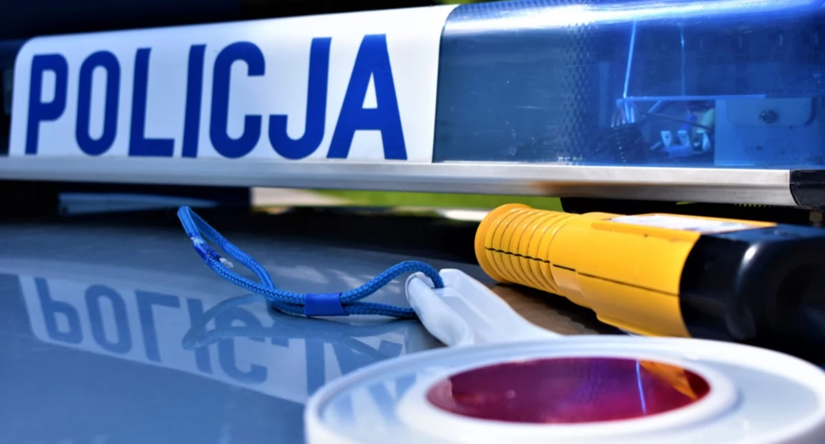 Kronika kryminalna, Kierował fiatem natknął patrol - zdjęcie, fotografia