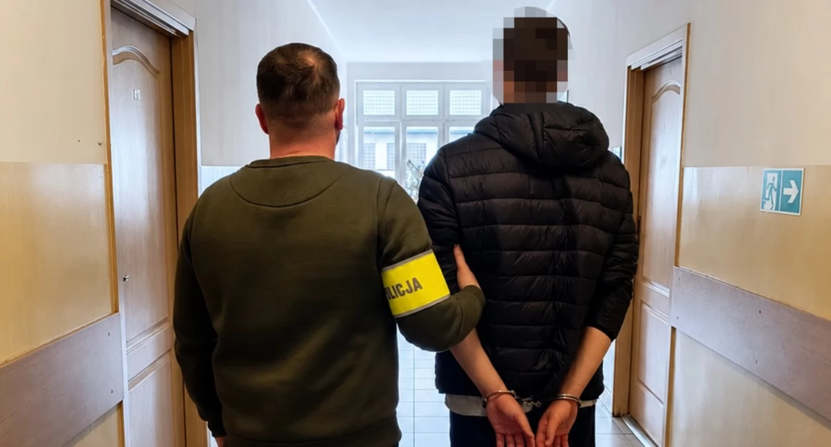 Kronika kryminalna, Pijany latek wjechał miał pecha - zdjęcie, fotografia