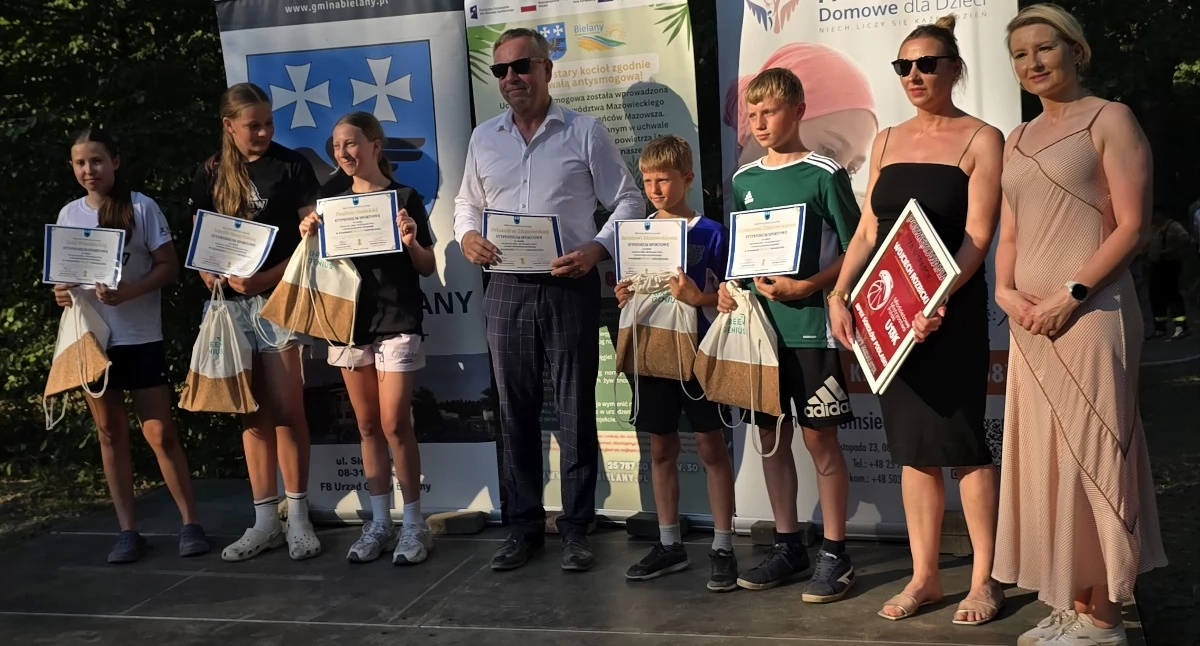 Imprezy, Upalna rodzinna niedziela Bielanach - zdjęcie, fotografia