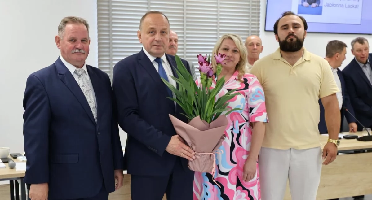 ZDJĘCIA: UG JABŁONNA LACKA