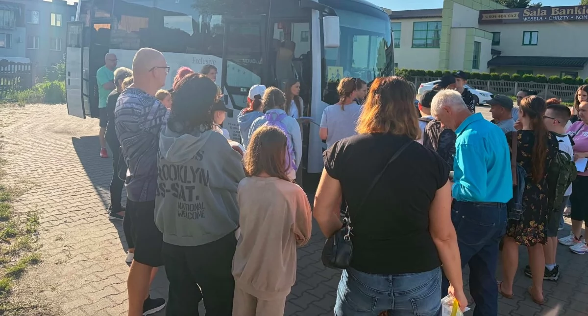Interwencje i pomoc, Dzięki wsparciu samorządu dzieci spędzą sześć Borach Tucholskich - zdjęcie, fotografia