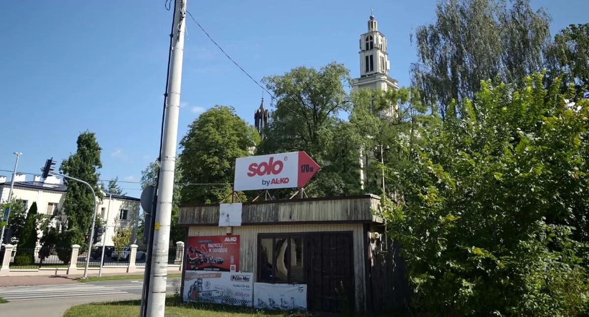 Interwencje i pomoc, zrobić takie „straszaki” przestały szpecić Sokołów Podlaski - zdjęcie, fotografia