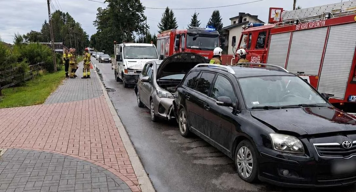 Wypadki drogowe, uszkodzone dwóch kierowców szpitalu - zdjęcie, fotografia