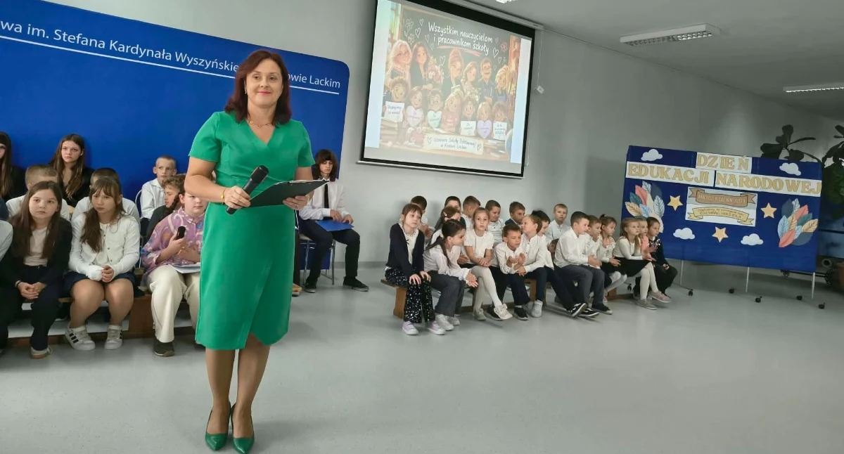 Edukacja, Kosów Lacki „Nauczyciel dodaje skrzydeł” - zdjęcie, fotografia