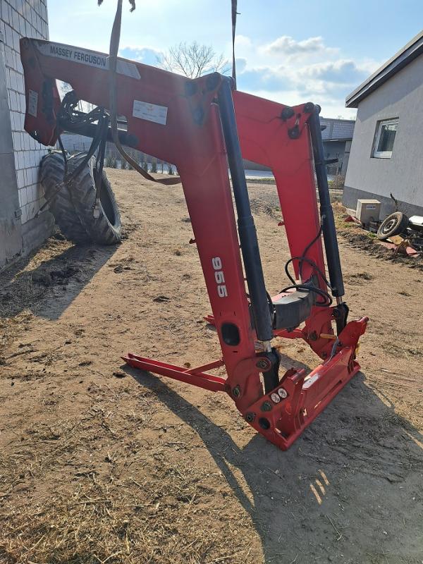 ładowacz czołowy QUICKE Massey Fergusson 955...