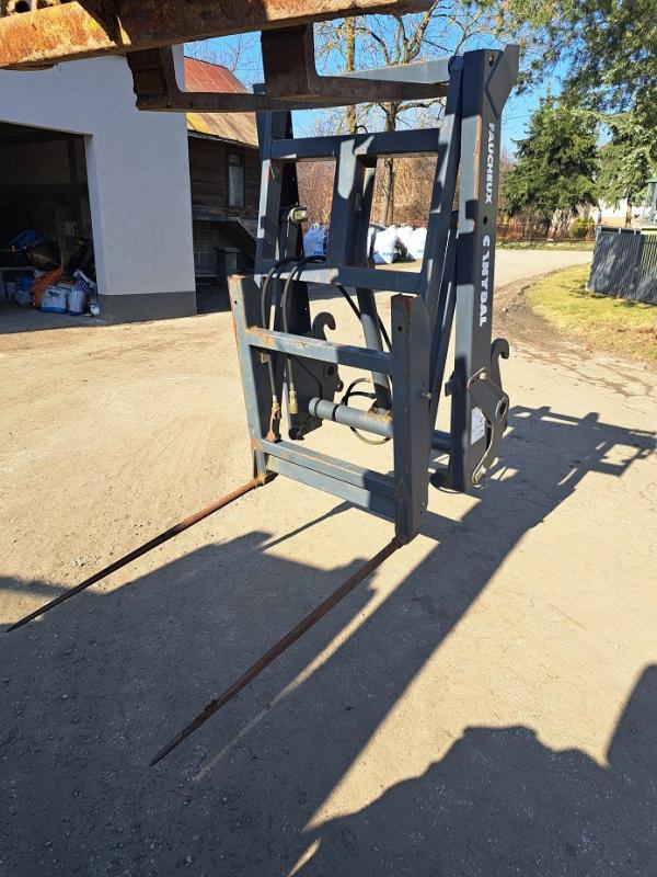 ładowacz czołowy QUICKE Massey Fergusson 955...