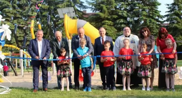 Dzieci z Jabłonny Lackiej mają nowy plac do zabaw
