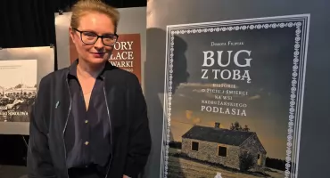 Dorota Filipiak z Nagrodą Główną. Jej „Bug z Tobą...” uznana za najlepszą książkę w regionie!