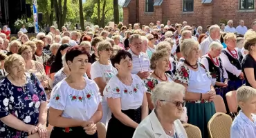 Stoją na straży tradycji i zwyczajów ludowych. KGW z diecezji drohiczyńskiej pielgrzymowały do Miedzny.