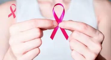 Październik – miesiącem profilaktyki raka piersi