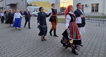 Jak bezrobotny stolarz media sokołowskiej władzy tworzy...