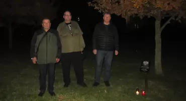 Znicze pamięci dla Katyńczyków z powiatu sokołowskiego