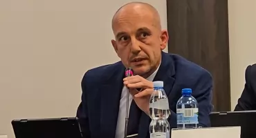 Incydent z agresywnym mężczyzną pokazał, że przenoszenie siedziby CPS do „Jedynki” to fatalny pomysł!