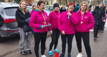 W Sterdyni świętowali oficjalnie i na sportowo