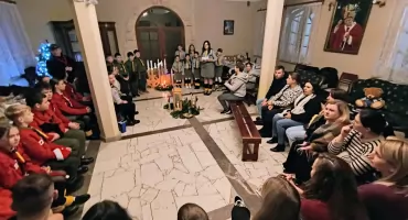 Wśród śpiewu kolęd i zapachu świerkowych gałązek