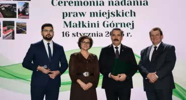 Nasi samorządowcy z gratulacjami dla Małkini Górnej!