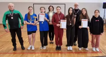 Tenisiści z całego powiatu rywalizowali w Wyrozębach