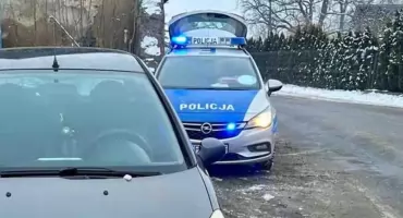 Nie tylko panowie jeżdżą bez prawa jazdy. 35-latka wpadła w gminie Jabłonna.
