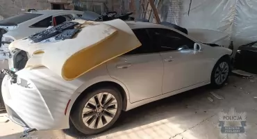 Panowie z Wołomina i dwie Toyoty w dziupli samochodowej pod Sokołowem...