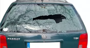 Policja wyjaśnia, kto i dlaczego strzelał do Passata na Repkowskiej