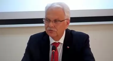 Senator Waldemar Kraska na sesji powiatowej o sokołowskim szpitalu
