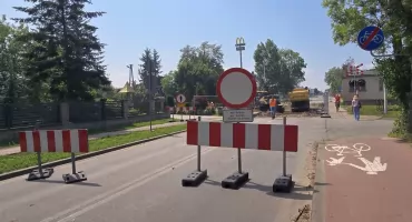 Trwają remonty dróg, lato w Sokołowie pod znakiem korków