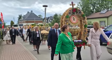 17 wieńców na Dożynkach Gminy Repki w Wyrozębach [FOTORELACJA]