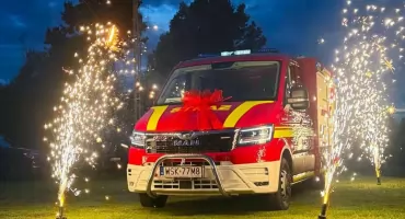 Strażacy z Wieski mają nowy lekki samochód ratowniczo-gaśniczy